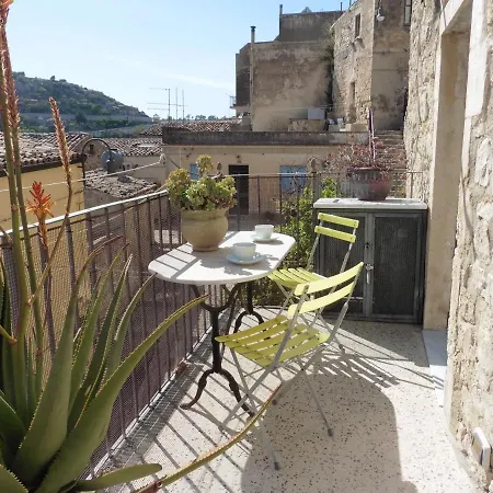 La Grotta Di Apartment