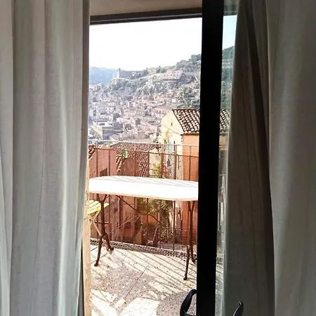La Grotta Di * Modica